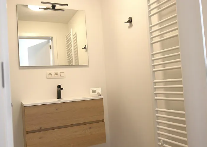 Zonnig Met Ruim Terras, Residentie Sealor * De Panne